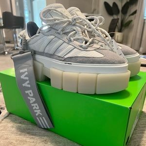 Ivy Park Super Sleek Chunky